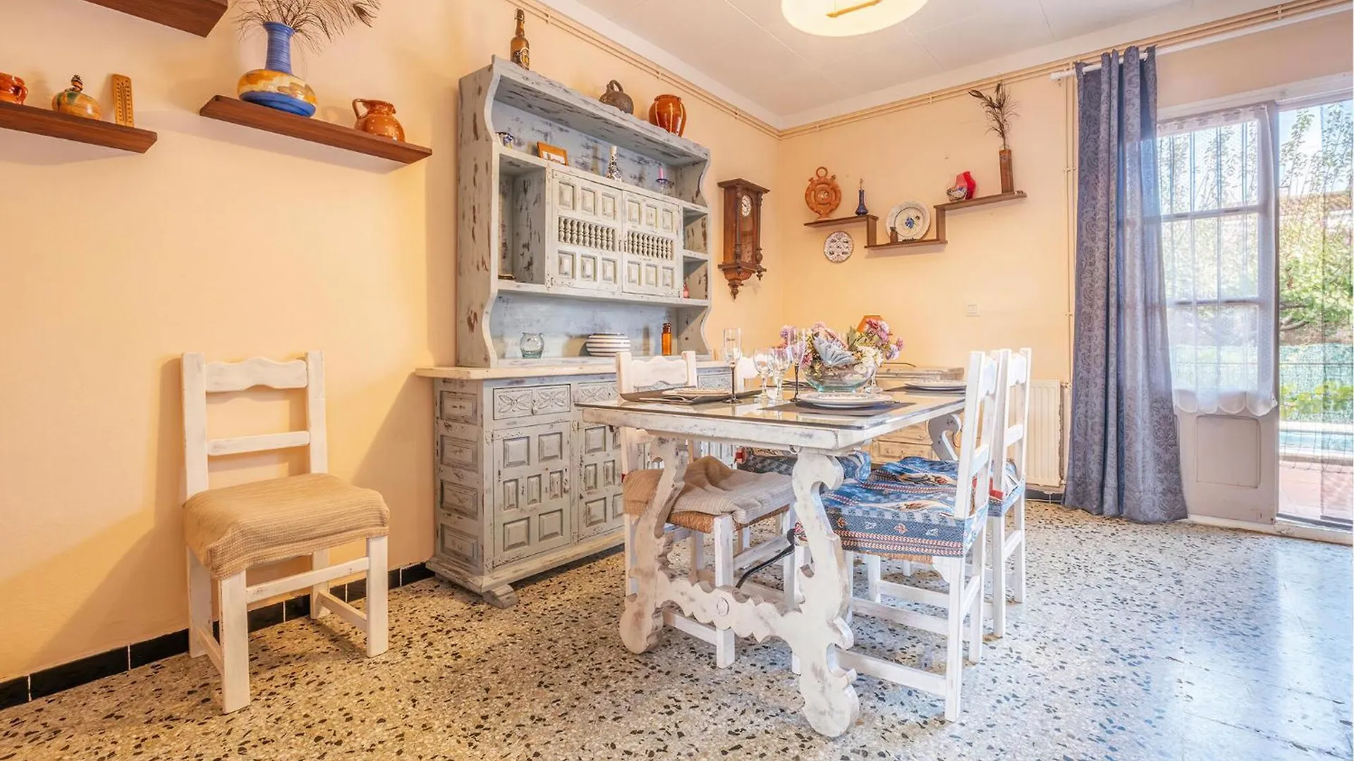 2 Bedroom Awesome Home In Sant Miquel De Fluvia 0*, San Miguel de Fluviá Spanien