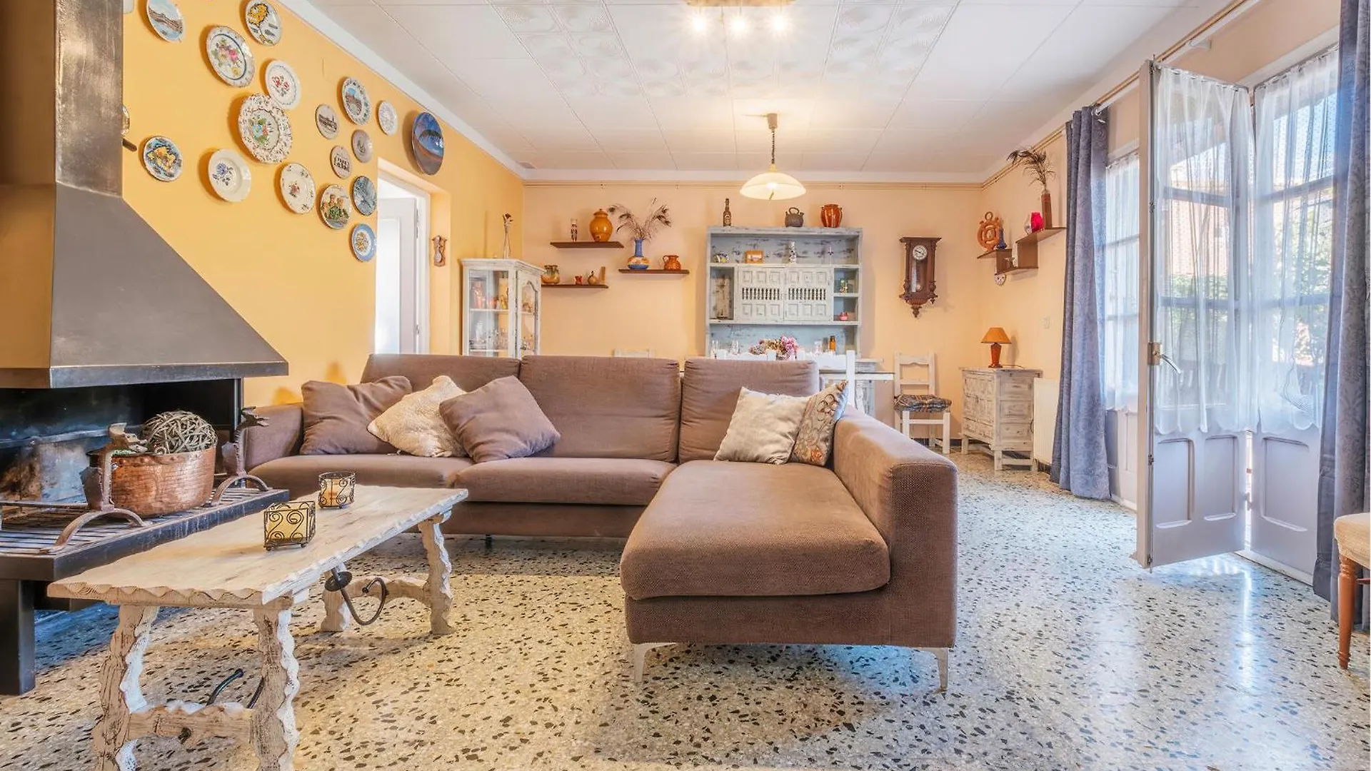2 Bedroom Awesome Home In Sant Miquel De Fluvia Feriehus San Miguel de Fluviá